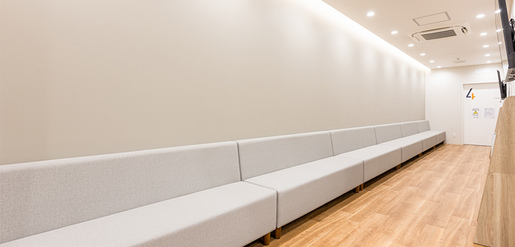 有料ファストパス予約を導入待ち時間を大幅に短縮が可能